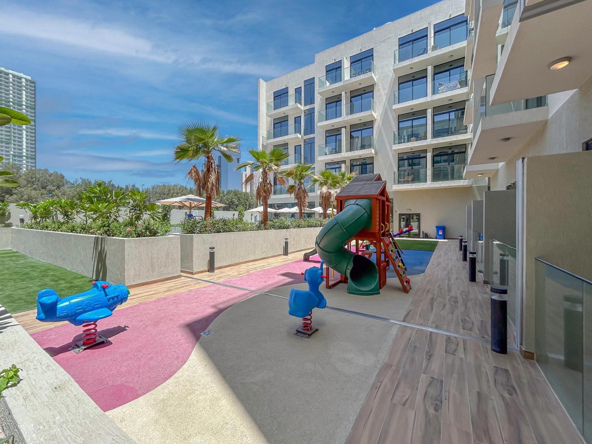 Apartment Elegant Jvc Luxury Amid Nature *